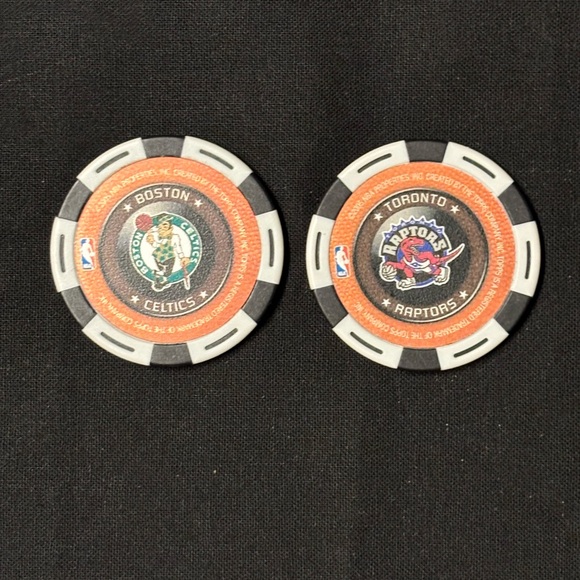 NBA Topps Collectible Chips, basketball poker chips - Picture 4 of 6